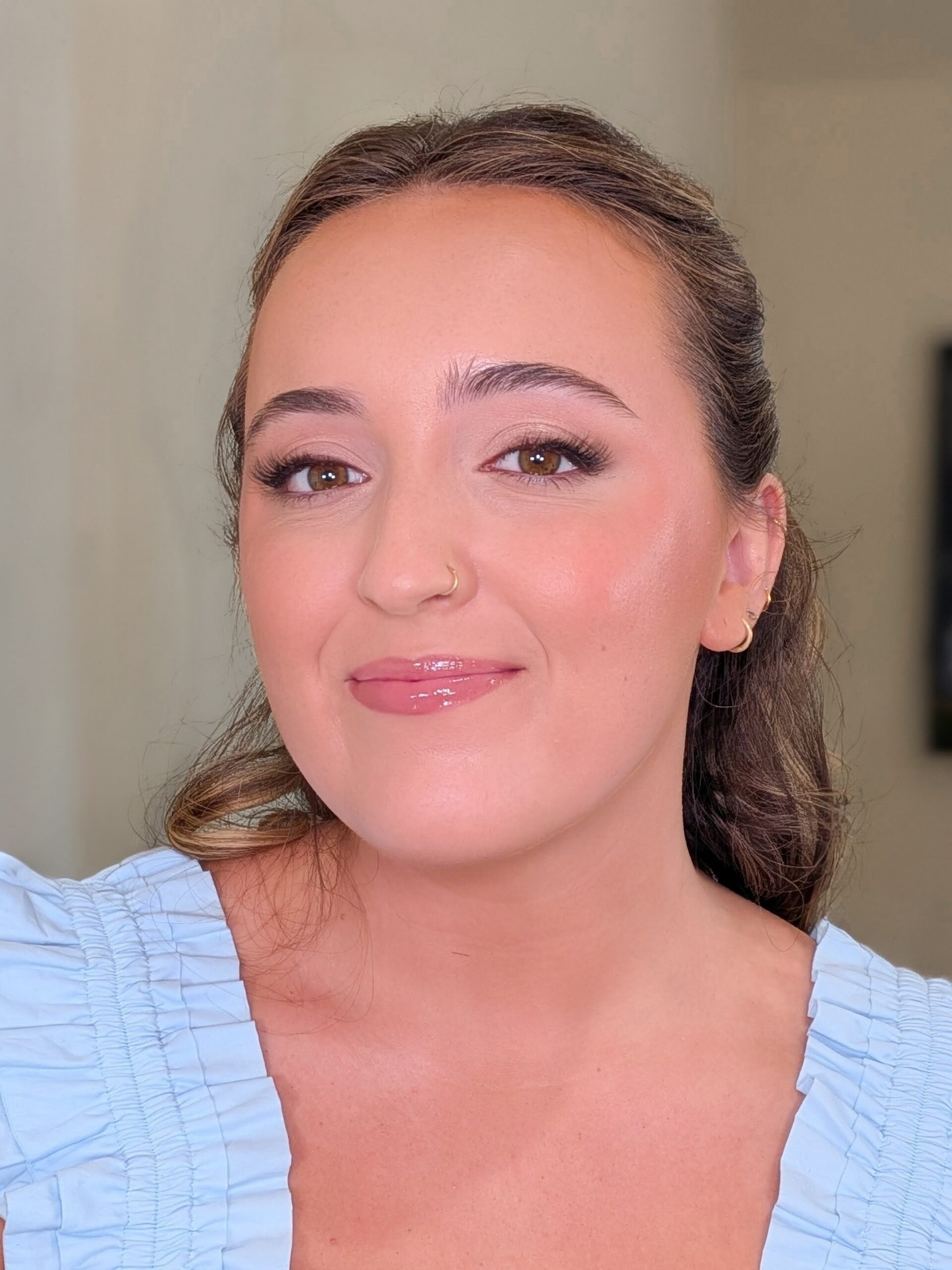 Makeup 101 session Breathtaking Glamour